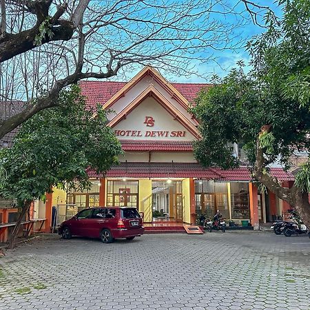 Hotel Dewi Sri Redpartner Yogyakarta Eksteriør bilde