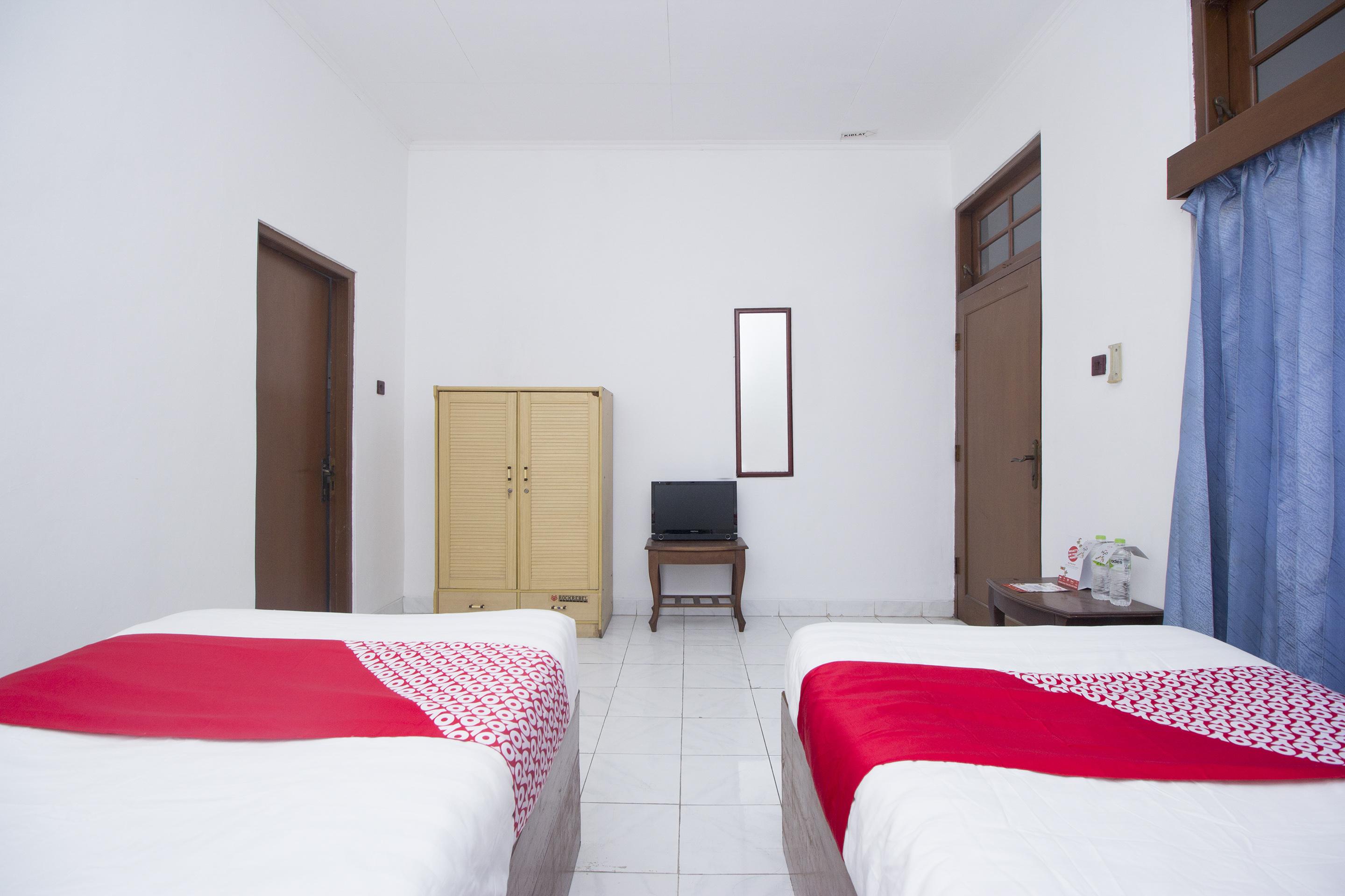 Hotel Dewi Sri Redpartner Yogyakarta Eksteriør bilde